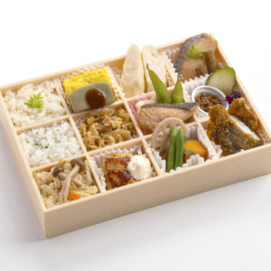 23.季節のご飯と鰈唐揚げの十二単