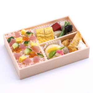 114.「冬限定」旬の海鮮バラちらしと柚子の香り幕の内弁当